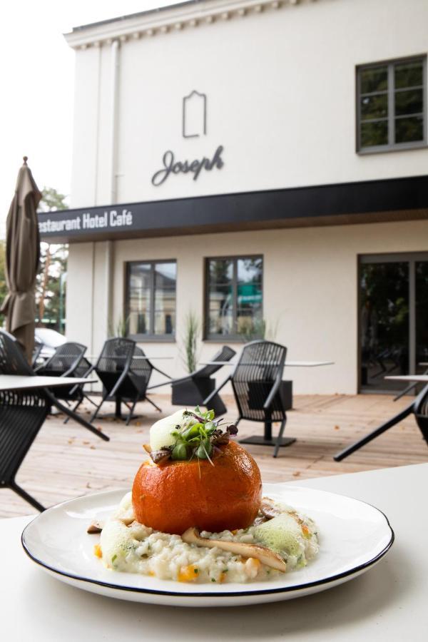 Hotel Restaurant Joseph Bruckneudorf Exterior photo